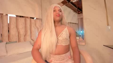 Snapshot of ariana_grande233 chatting on 16, 2, 2026 ariana_grande233 online show from 16, 2, 2026