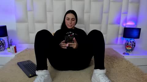  ariana  online show from 6, 3, 2026