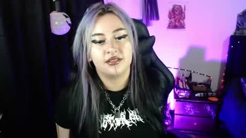 help me 100 hands up my OF is Free  online show from 8, 7, 2026