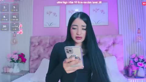Snapshot of arianawest_ chatting on 1, 6, 2026 arianawest_ online show from 1, 6, 2026