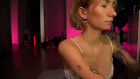 Olivka online show from 8, 3, 2025