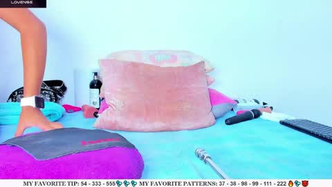 Arianna online show from 9, 4, 2026