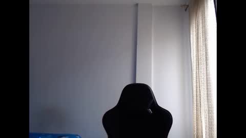 Snapshot of ariannaloovel chatting on 12, 2, 2025 ariannaloovel online show from 12, 2, 2025