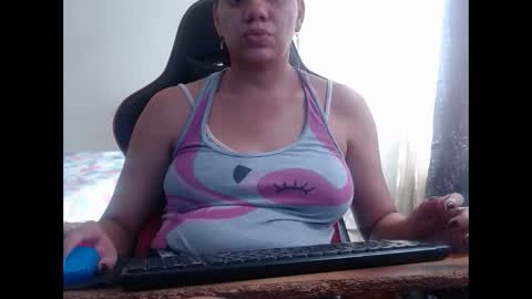 Snapshot of ariannaloovel chatting on 25, 9, 2025 ariannaloovel online show from 25, 9, 2025