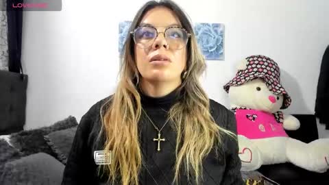 ariannawil online show from 11, 1, 2026