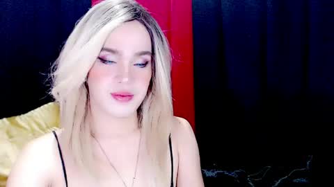 Snapshot of arianne_xoxo777 chatting on 15, 4, 2026 ARIANNE CUMS online show from 15, 4, 2026