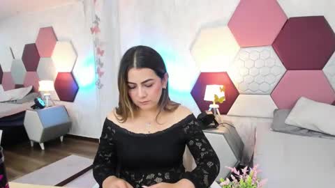 Snapshot of ariarous chatting on 30, 5, 2026 aria online show from 30, 5, 2026