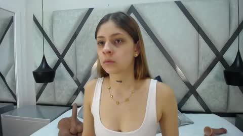 ariawillss online show from 4, 11, 2025