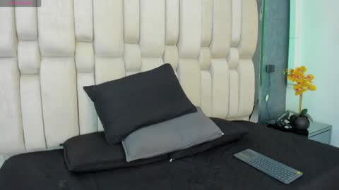 Snapshot of aribloom7 chatting on 2, 5, 2026 Welcome to Ari room online show from 2, 5, 2026