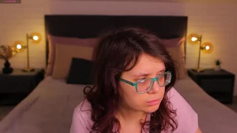 Ariell Mini online show from 11, 4, 2026