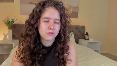 Snapshot of ariella_sol chatting on 20, 6, 2026 Ariella GTM3 Tue Wed Thu Fri Sat 0400 am-1030pm online show from 20, 6, 2026