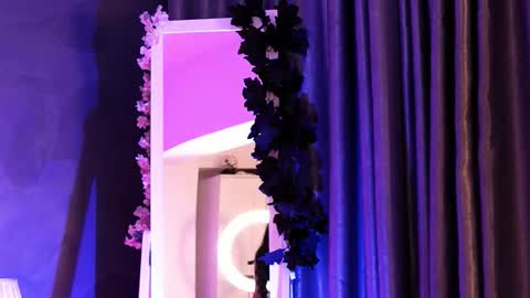 Ariell online show from 19, 11, 2025