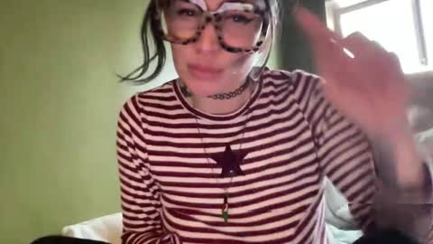 ariel  colin when hes here online show from 23, 2, 2026