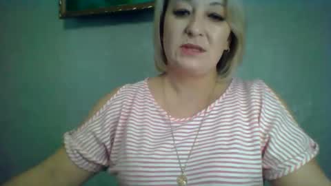 ArielXLoveresss online show from 18, 11, 2025