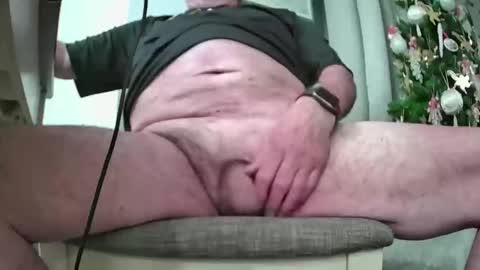 Snapshot of ariens chatting on 9, 1, 2026 ariens online show from 9, 1, 2026