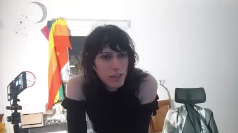 Snapshot of arii_birb chatting on 13, 7, 2026 Ariane online show from 13, 7, 2026