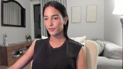 Snapshot of ariia1_ chatting on 7, 5, 2026 Aria online show from 7, 5, 2026