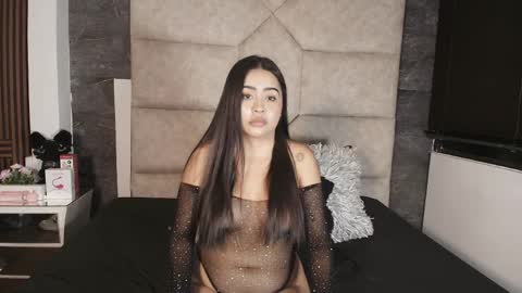 Snapshot of ariia_monroee chatting on 18, 4, 2026 ariia_monroee online show from 18, 4, 2026