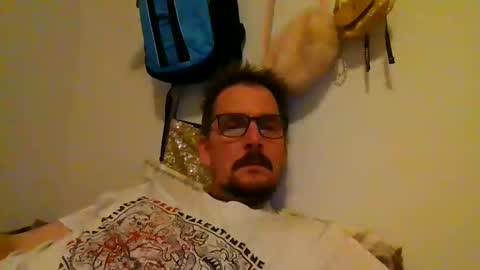 ariparikrigsmann online show from 25, 1, 2025