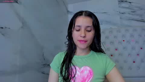Snapshot of arisha_lee2 chatting on 6, 6, 2026 arisha_lee2 online show from 6, 6, 2026