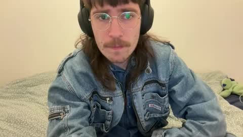 Snapshot of aristae chatting on 24, 10, 2025 Ariste online show from 24, 10, 2025