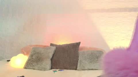 Snapshot of arivega chatting on 30, 4, 2026 Nice to meet you thumb up me please its important I LOOK MY BIO DOWN online show from 30, 4, 2026