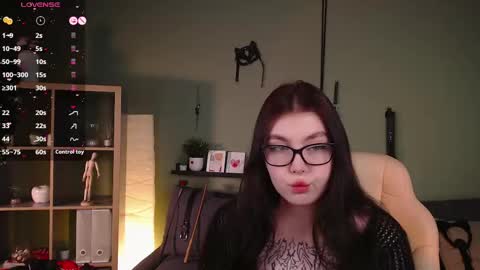 Astrid online show from 9, 3, 2025