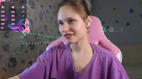 Snapshot of armurra chatting on 7, 5, 2026 armurra online show from 7, 5, 2026