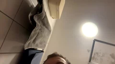 armyskater32 online show from 26, 11, 2025