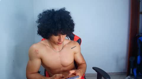 arnold black online show from 16, 9, 2025