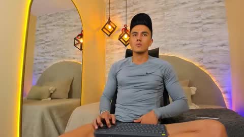 Snapshot of aron_bolt chatting on 23, 2, 2026 ARON BOLT online show from 23, 2, 2026