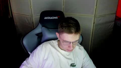 biggest penis  online show from 6, 1, 2025