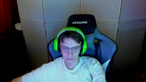 biggest penis  online show from 3, 3, 2025