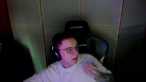 biggest penis  online show from 12, 3, 2025