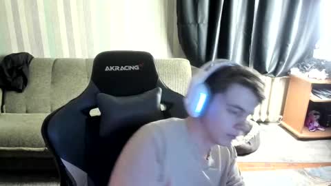 biggest penis  online show from 17, 12, 2025