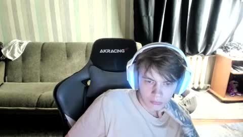 biggest penis  online show from 18, 12, 2025