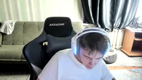 biggest penis  online show from 22, 12, 2025