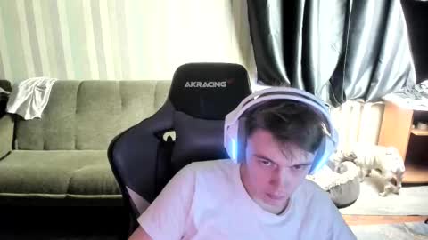 biggest penis  online show from 23, 12, 2025