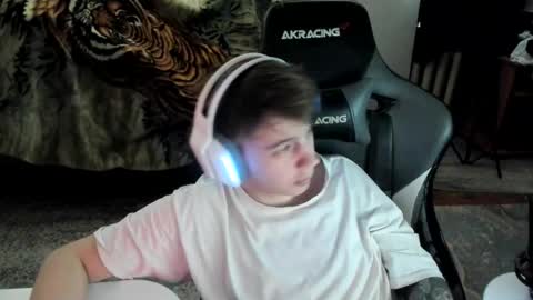 biggest penis  online show from 4, 3, 2026