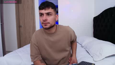 Aron Santoro online show from 19, 2, 2026