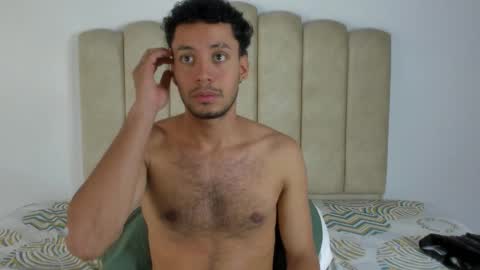 Snapshot of aroncooper1 chatting on 9, 10, 2025 aron cooper online show from 9, 10, 2025