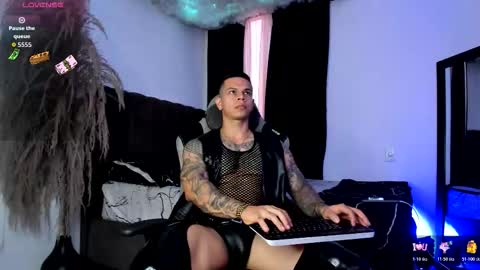 Snapshot of arondark chatting on 25, 2, 2026 DarkMaster online show from 25, 2, 2026