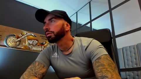 AronGrant online show from 1, 10, 2025