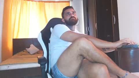 Snapshot of aronmiller404 chatting on 27, 12, 2024 aronmiller online show from 27, 12, 2024