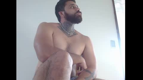 Snapshot of aronmiller404 chatting on 28, 10, 2025 aronmiller online show from 28, 10, 2025