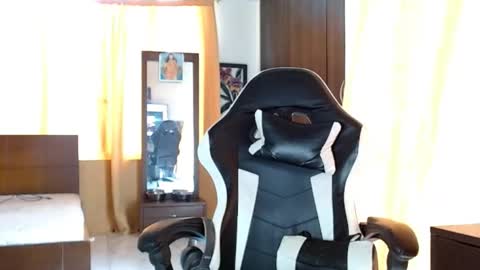 aronmiller online show from 22, 12, 2025