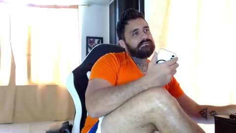 Snapshot of aronmiller404 chatting on 17, 1, 2026 aronmiller online show from 17, 1, 2026