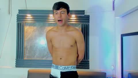 Aroon   online show from 18, 12, 2025