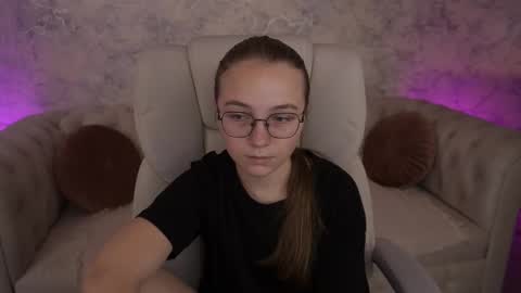 arrinawair online show from 1, 10, 2025