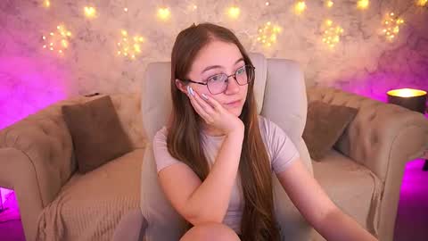 arrinawair online show from 12, 3, 2026